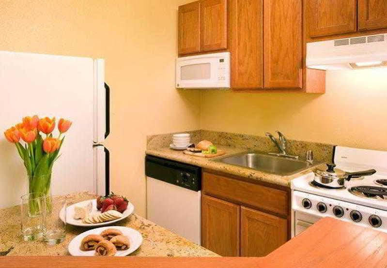 הות'ורן Towneplace Suites Los Angeles Lax Manhattan Beach מראה חיצוני תמונה